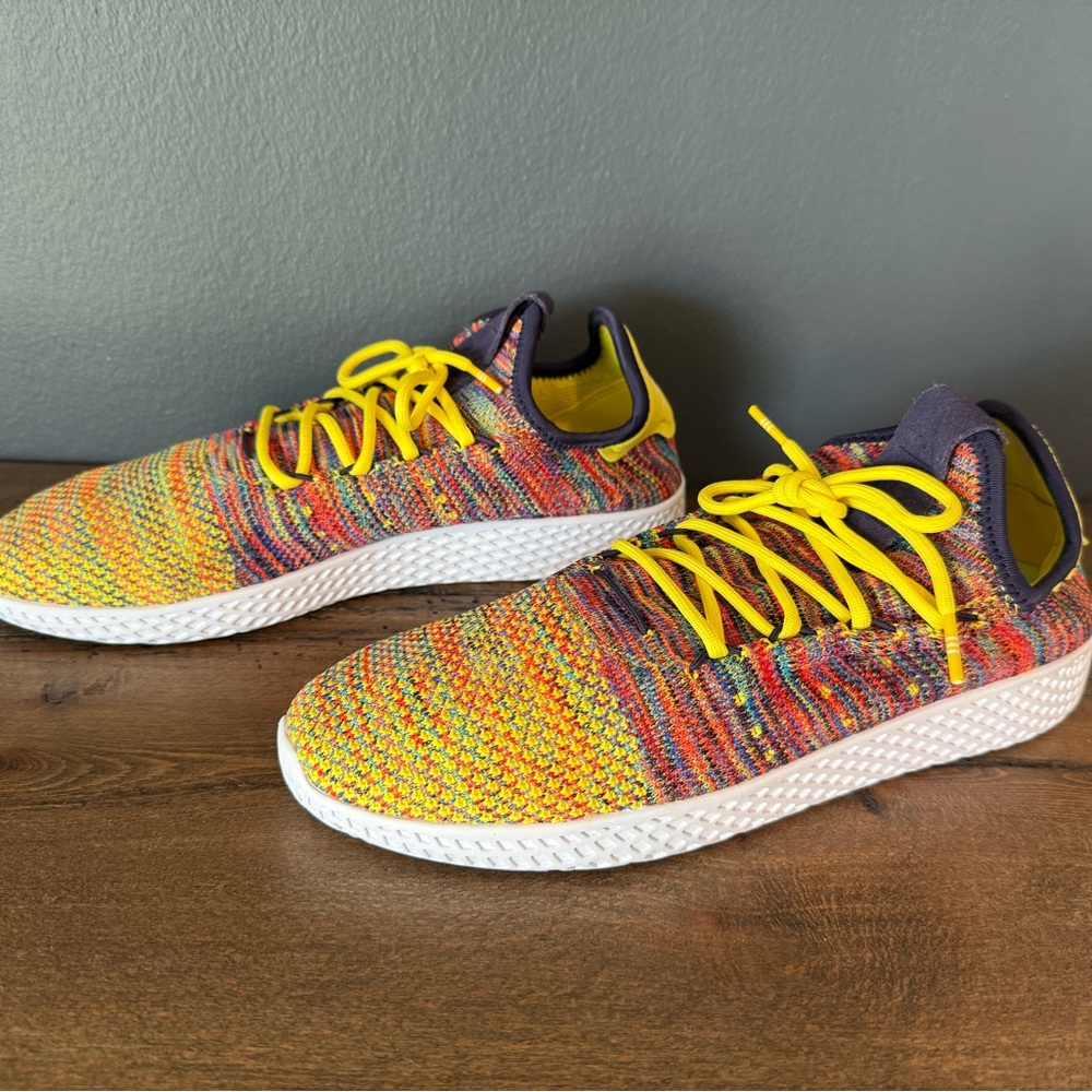 NWOB Adidas x Pharrell Williams PW Men Tennis HU Multicolor Size 10 BY2673